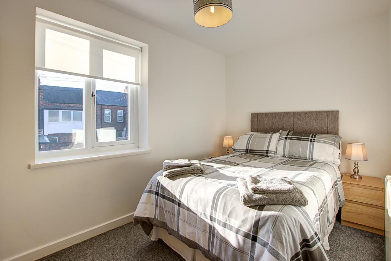 Sunderland Short Stays 2 Bedroom Apartment Free Parking Fulwell Sr6 Eksteriør billede