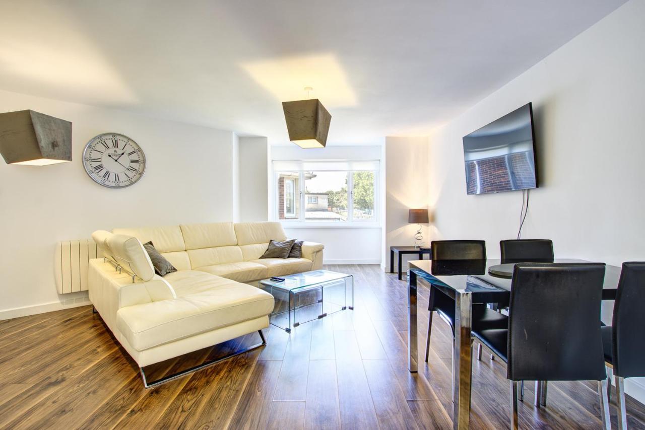 Sunderland Short Stays 2 Bedroom Apartment Free Parking Fulwell Sr6 Eksteriør billede