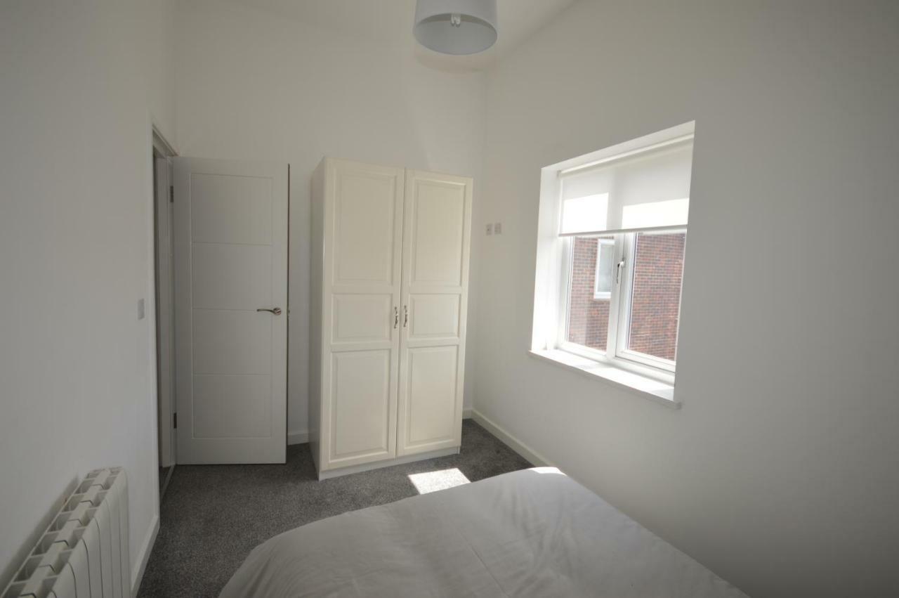 Sunderland Short Stays 2 Bedroom Apartment Free Parking Fulwell Sr6 Eksteriør billede